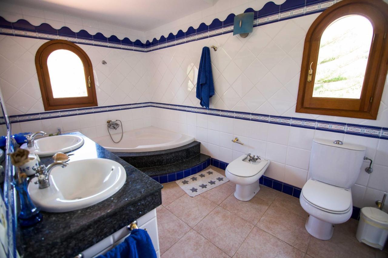 Villa Ca Na Vinya Cala Tarida  Kültér fotó
