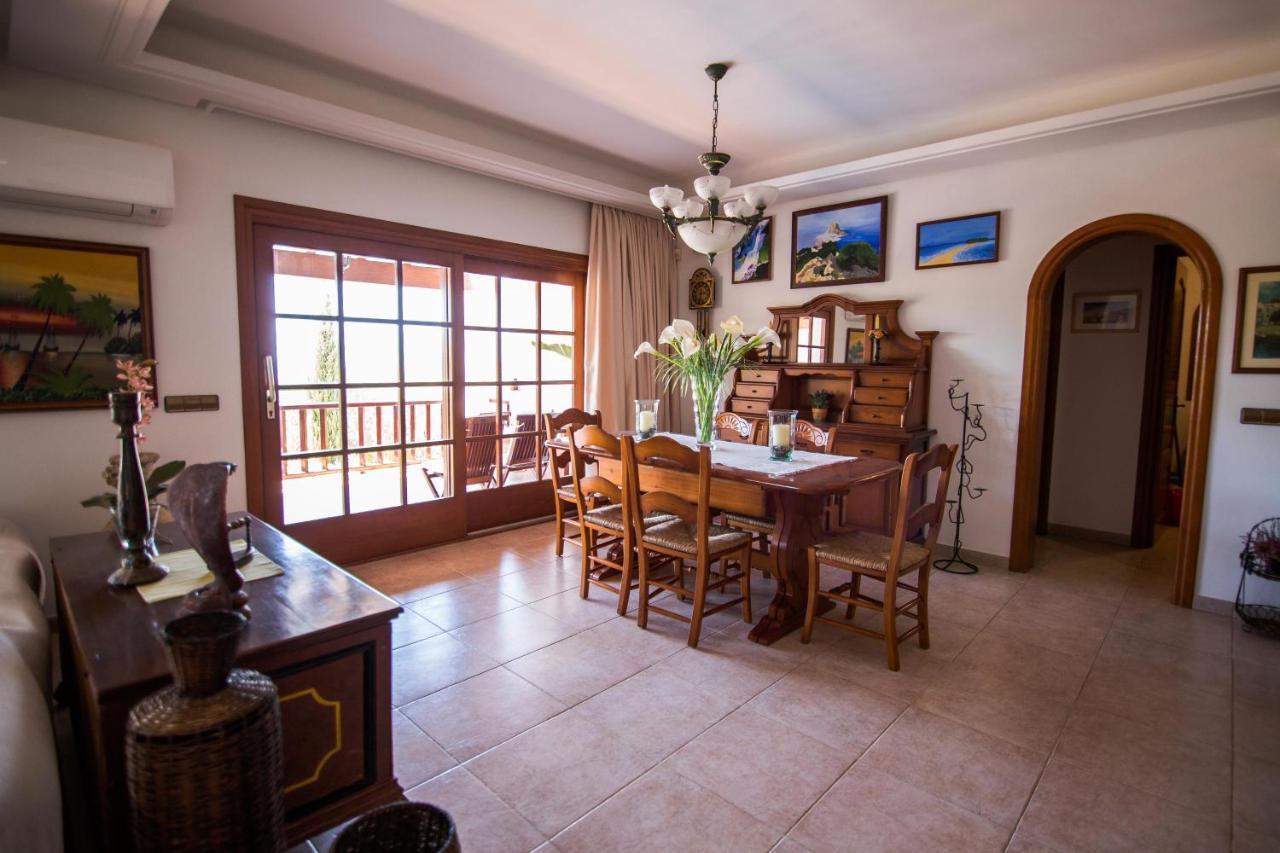 Villa Ca Na Vinya Cala Tarida  Kültér fotó